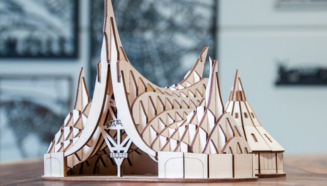 3D puzzel van de iconische Hoofdentree het Huis van de Vijf Zintuigen. 