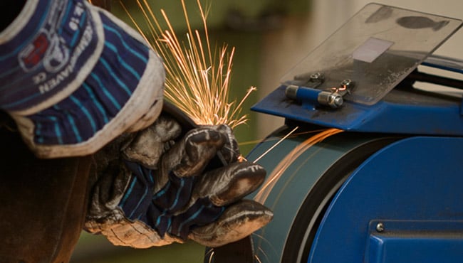 Kroonluchters Symbolica worden gesmeed