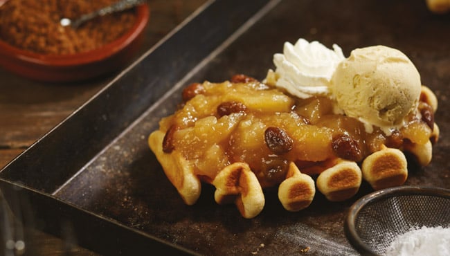 Stroopwafel Deluxe: een XL-stroopwafel met chocola en topping naar keuze