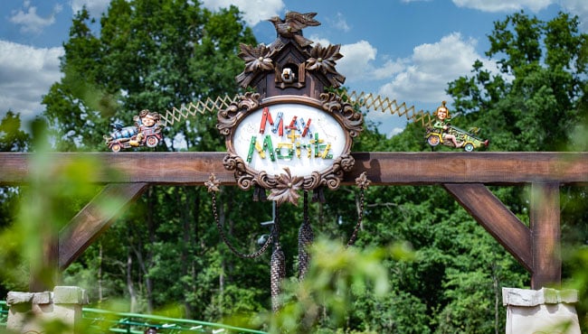 Efteling-medewerkers konden een ritje maken in Max & Moritz tijdens het voorjaarsommetje.