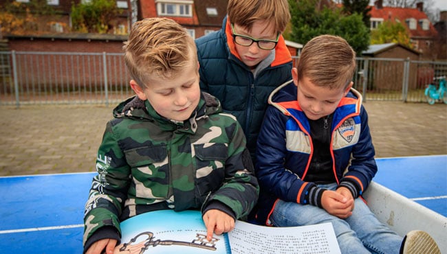 Kinderen lezen het boek