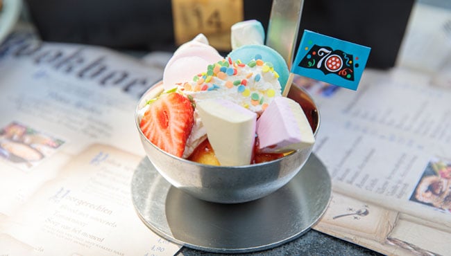 Efteling feestdessert bij Polles Keuken.