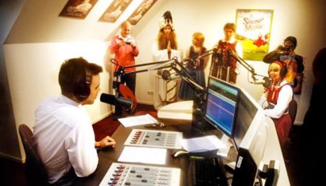Opening Efteling Kids Radio studio in 2008