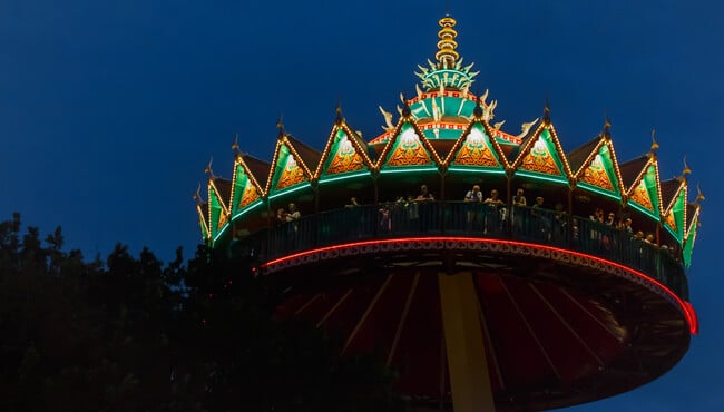 Pagode in het donker