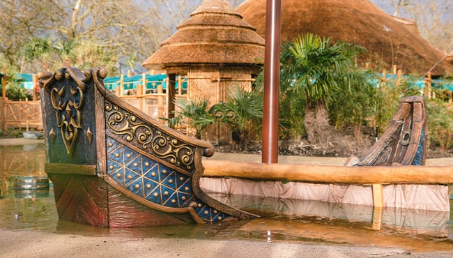 Waterspeelplaats Archipel met het vissersdorpje op de achtergrond.