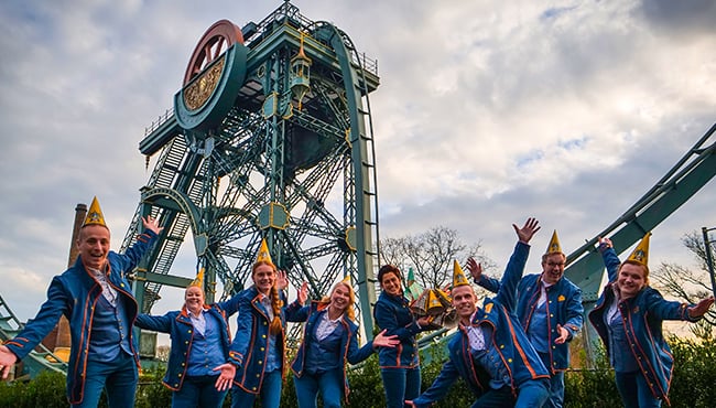 Medewerkers vieren feest