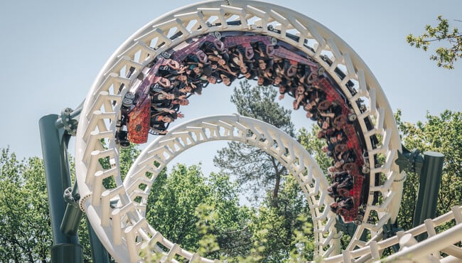 Gasten in de looping van de Python in de Efteling