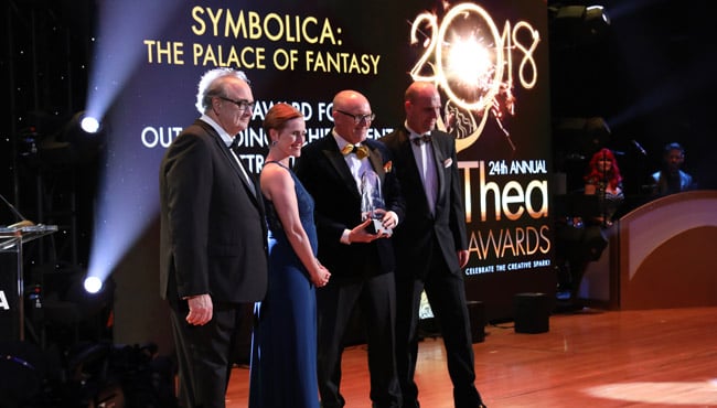 Uitreiking Thea Award voor Symbolica