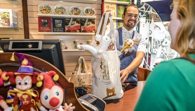 Ontvang korting in de Efteling-souvenirwinkels met je abonnementspas.