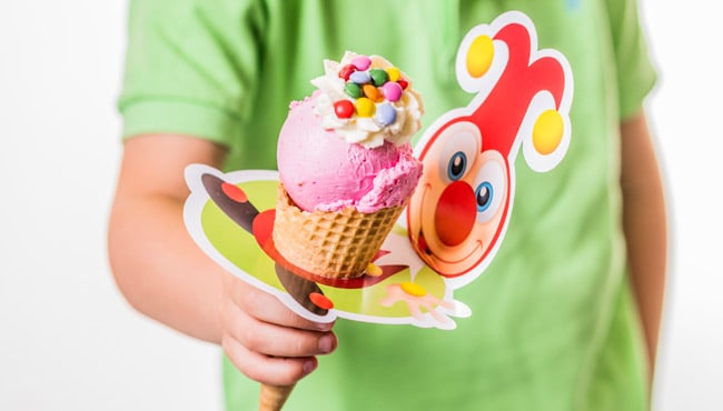 Jokie ijsje in de Efteling.