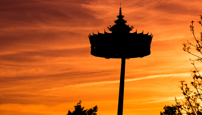 De Pagode tijdens zonsondergang.