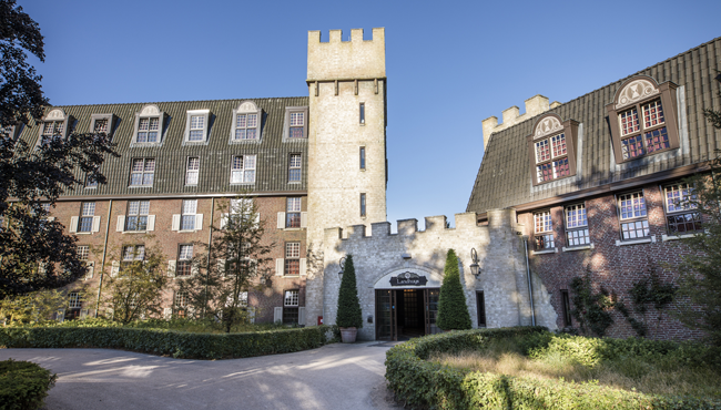 In het Poorthuys en Landhuis vind je gelijkvloerse familiekamers voor 4 personen.