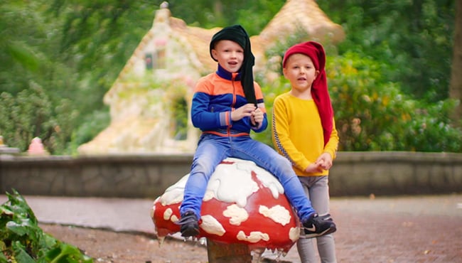 ondertussen in de efteling paddenstoel