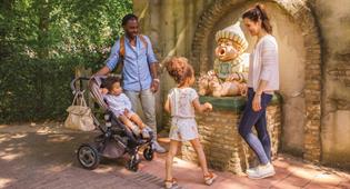 Familie bij Holle Bolle Gijs in de Efteling