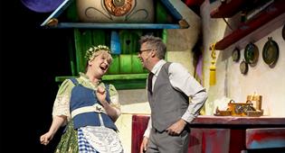 Een scene uit de theatershow Een Nacht in de Efteling