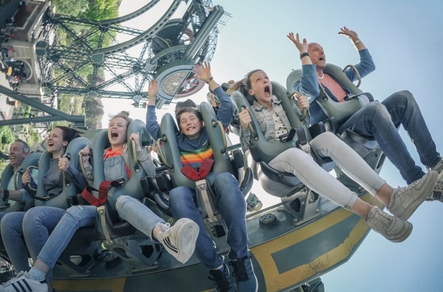 Gezin in karretje Baron 1898