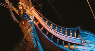 De Vliegende Hollander waterachtbaan - Efteling